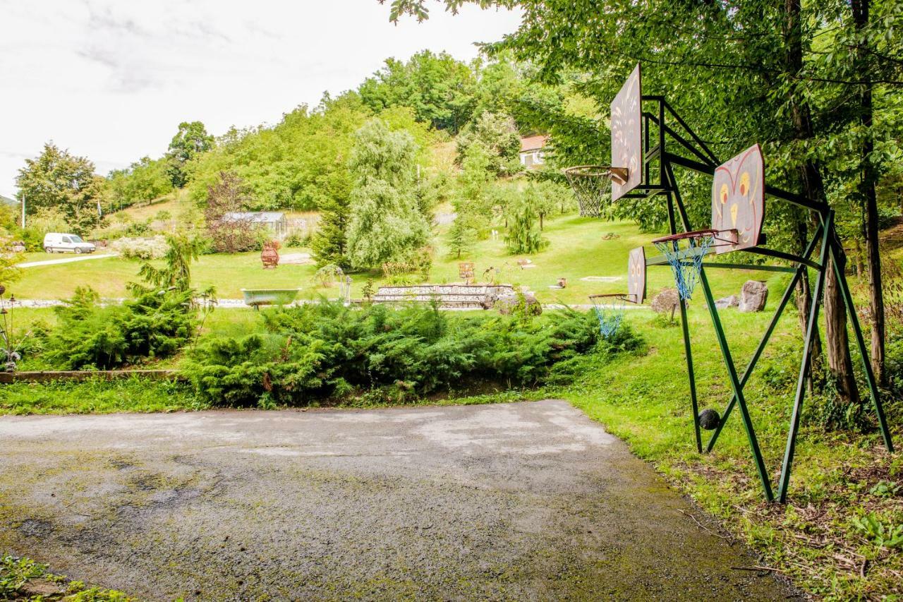 Country House With A Pool In Medvednica Nature Park Zagreb Exterior photo